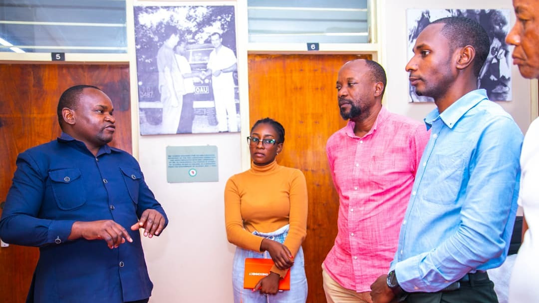 Ujumbe wa viongozi na wataalamu kutoka taasisi binafsi na serikali ya Jamhuri ya Msumbiji umetembelea Makavazi ya Kituo cha Urithi wa Ukombozi